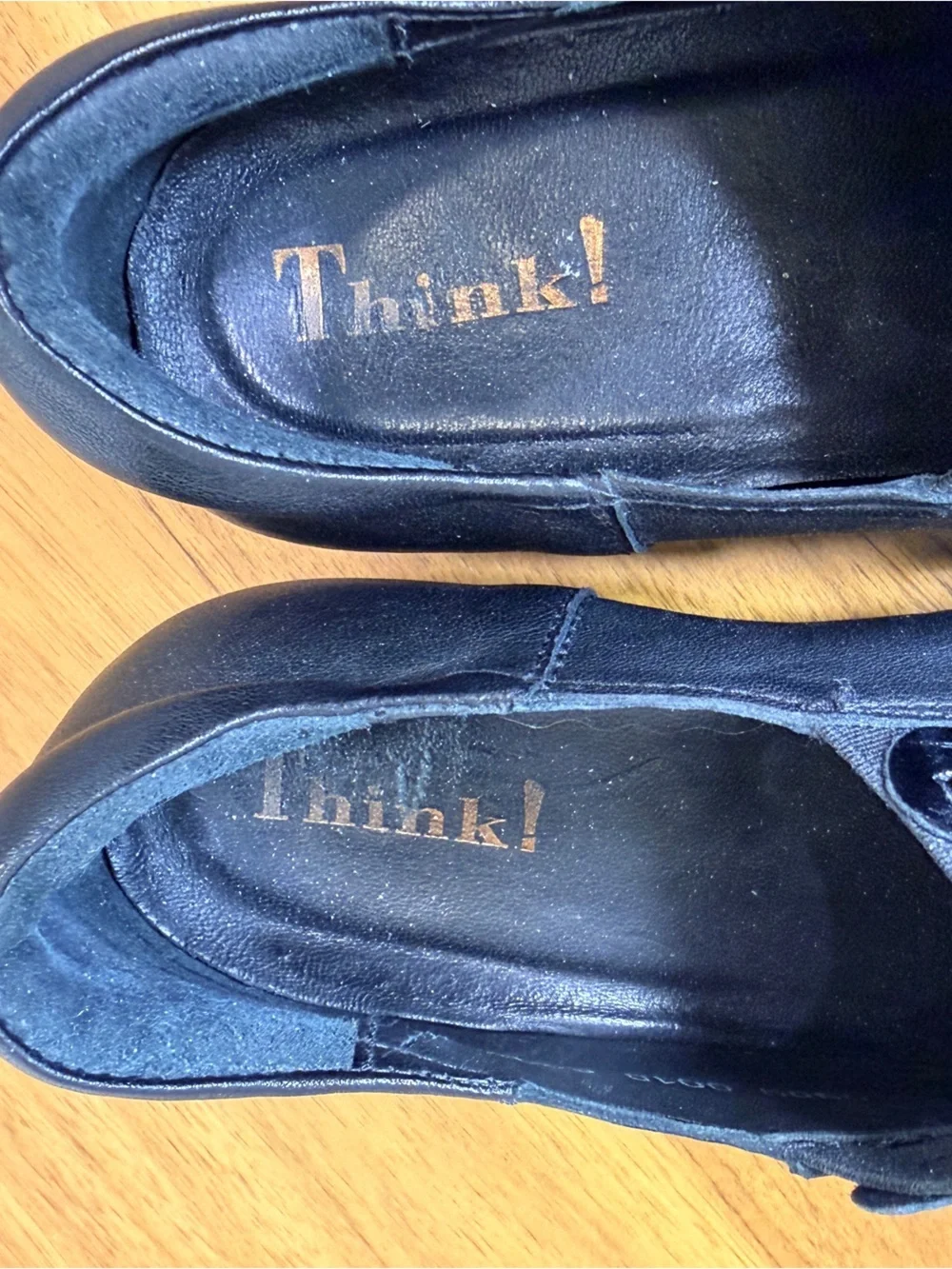 Think! Aida Black Leather Pumps Women’s Size 5.5 Comfort Shoes Handcrafted